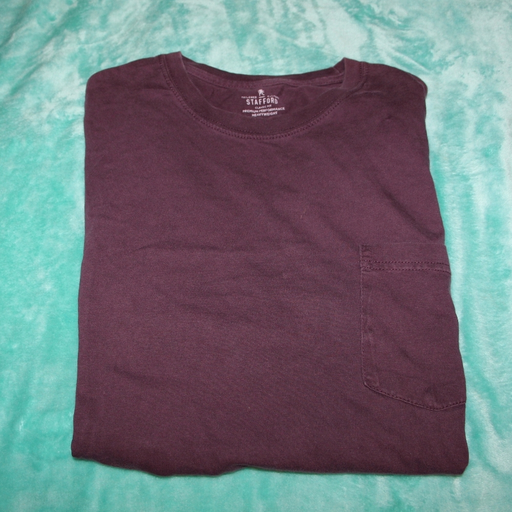 Stafford Men's Purple T-Shirt Size Small